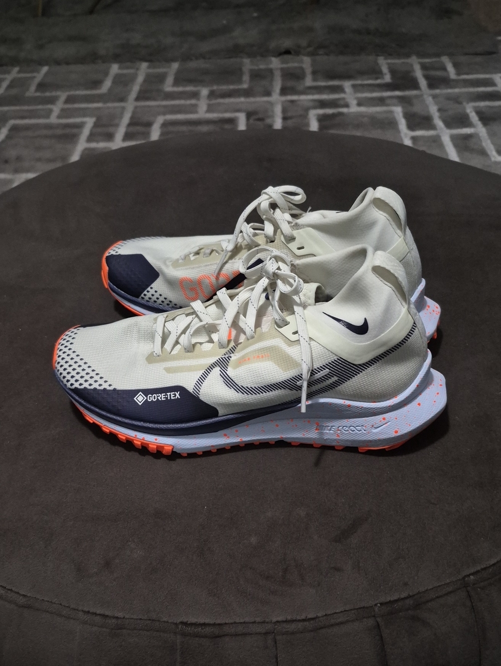 Nike Cream, Navy & Orange GORE-TEX Trail Running Sneakers
